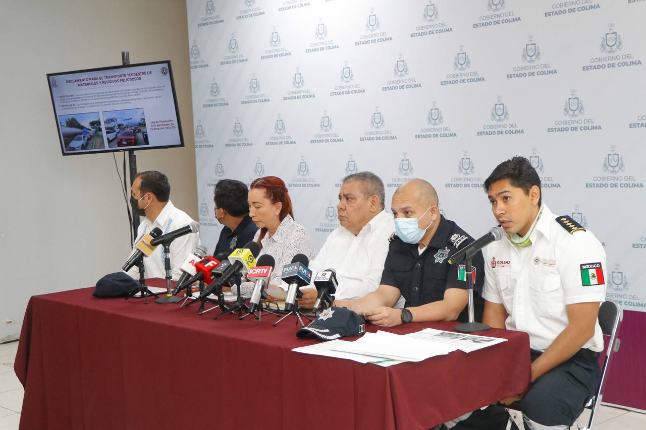 Bloqueo pone en riesgo a miles en Colima y Villa de Álvarez advierte PC. Noticias en tiempo real