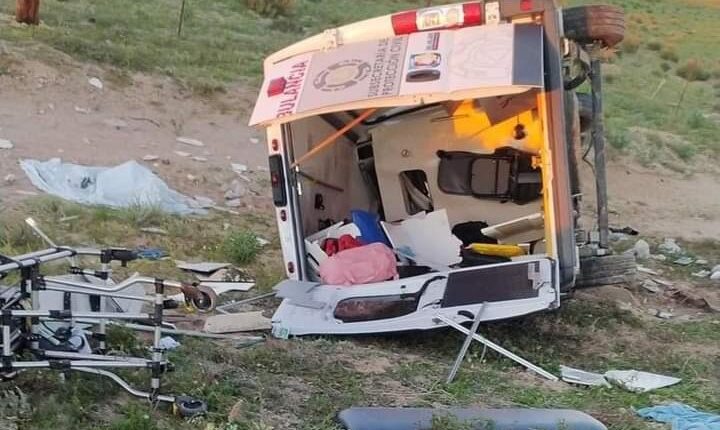 Choque de ambulancia en BCS deja dos muertos. Noticias en tiempo real
